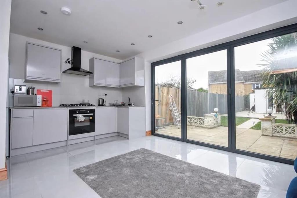 Beautiful Bright Three Bedroom House In Brighton And Hove With Free Parking Buitenkant foto